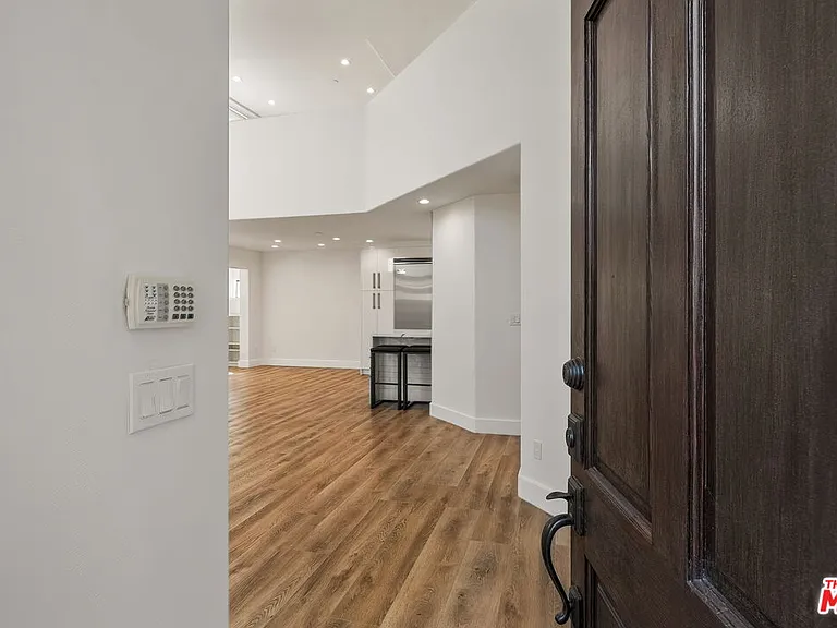 1107 Princeton St #105 — Photo 2