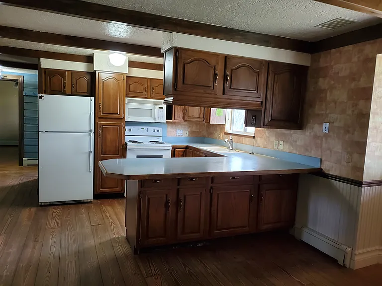 575 S 200 W — Photo 21