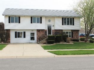 1451 W Ash St, Griffith, IN