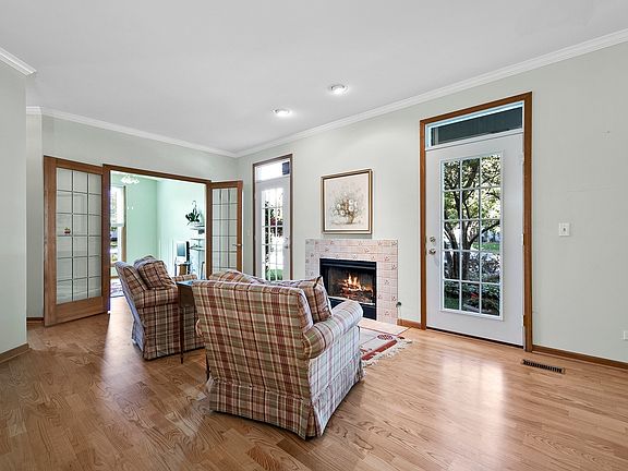 5th image of 1231 Tennyson Ln #0