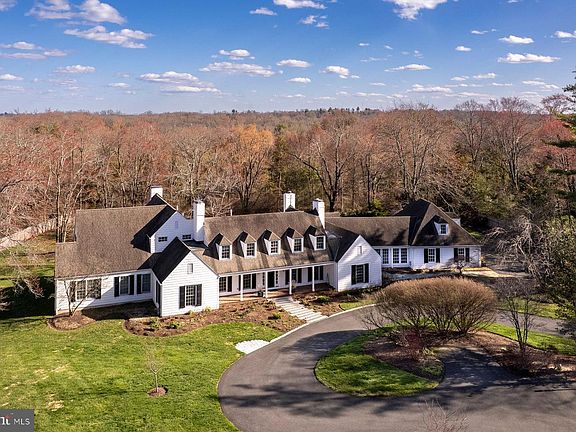 4th image of 30 Pheasant Hill Rd