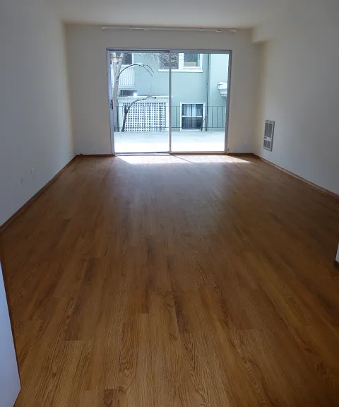 410 Bellevue — Photo 10