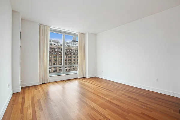 Rented by Corcoran | media 2