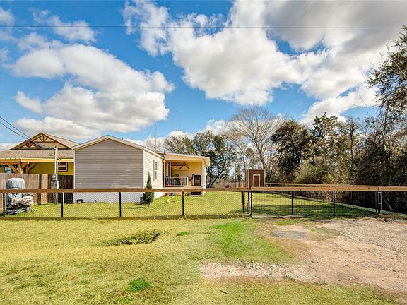 2nd image of 12903 Green Valley Dr