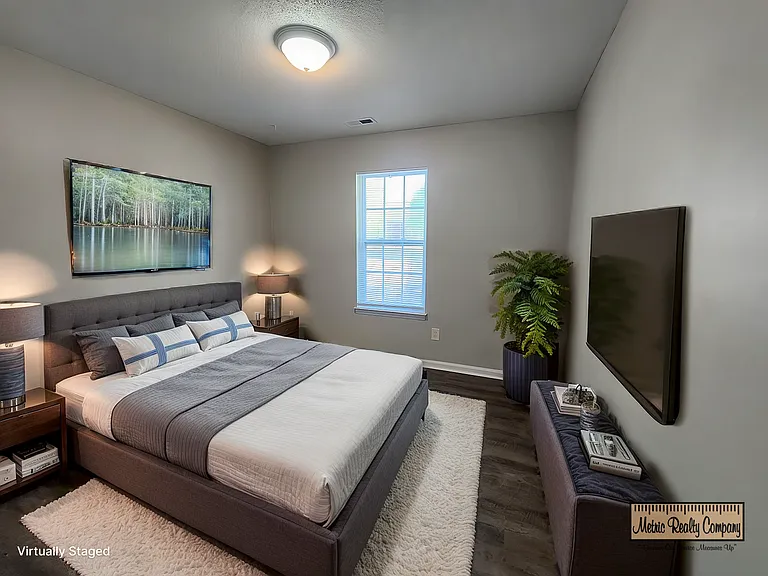 1126 Maria Christina Ln — Photo 15