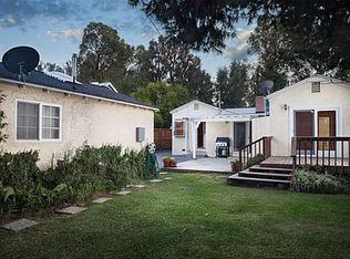 21235 De La Osa St, Woodland Hills, CA 91364
