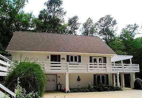 Garage with workshop space