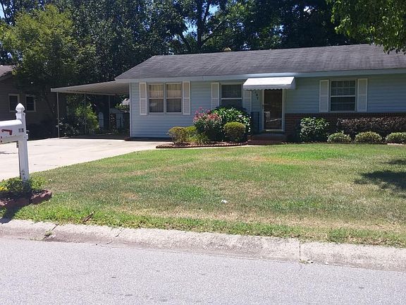 2nd image of 105 Marilyn Dr