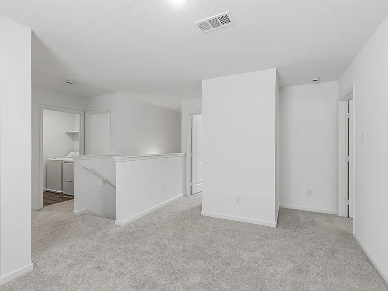 15052 Ronan Dr — Photo 13