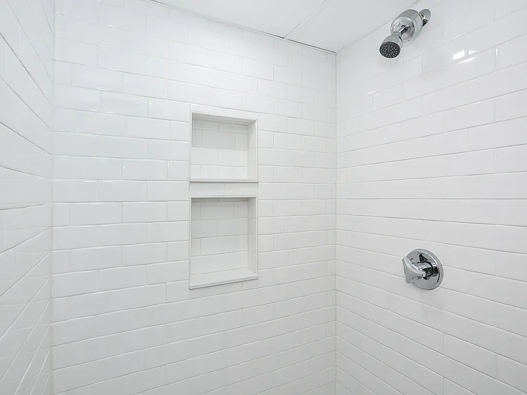 39 Bourne St #1 — Photo 22