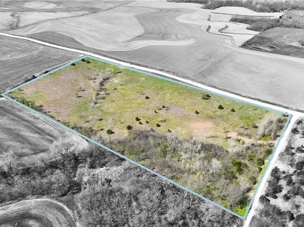 Middle Rd, Weston, MO 64098