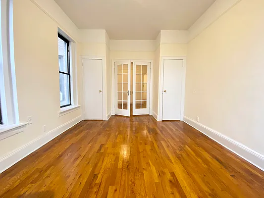 Rented by Manhattan Spaces | media 23