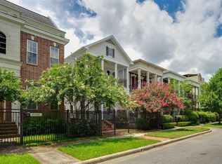 422 E 24th St, Houston, TX 77008