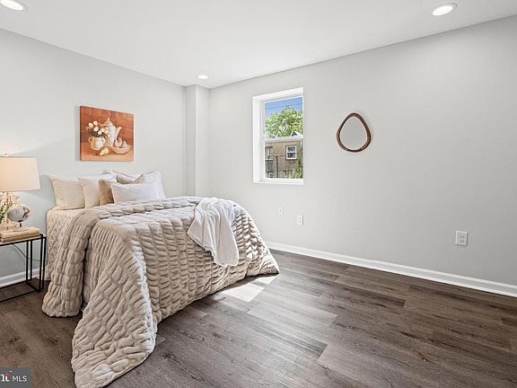 4th image of 5132 Pembridge Ave