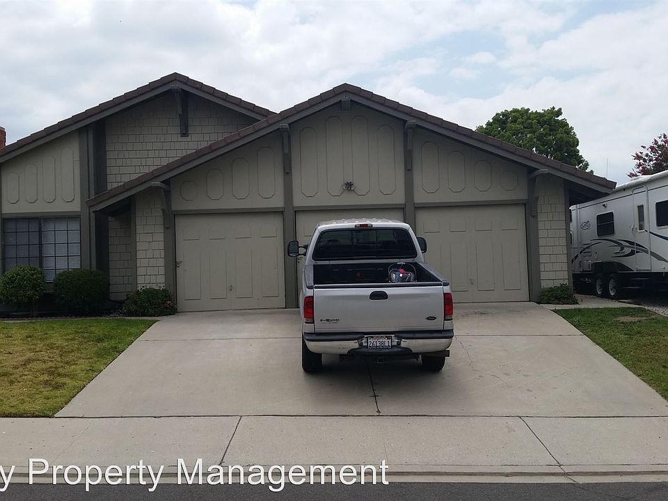 2nd image of 2738 Dunnigan St