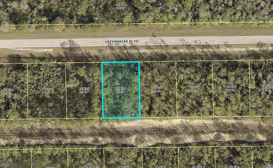 1st image of 221 Greenbriar Blvd