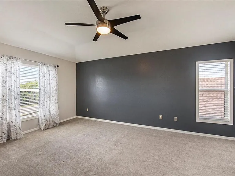 8207 Water Tower Dr — Photo 14