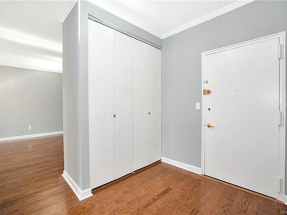 3rd image of 16 Rockledge Ave APT 2G2