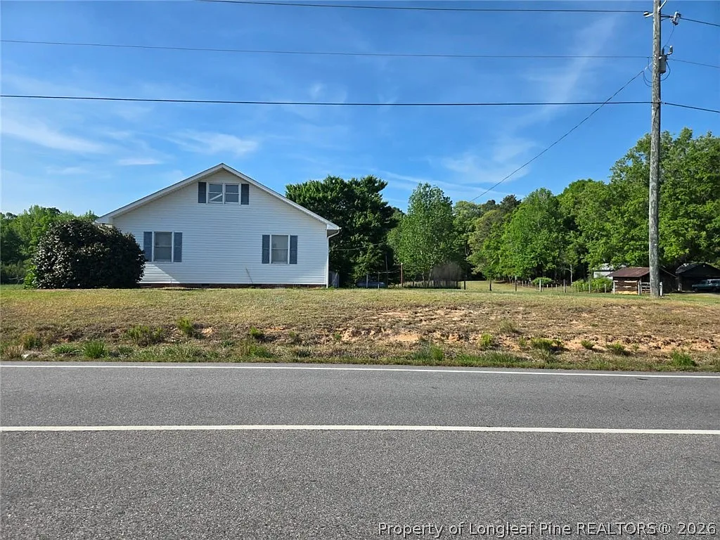 2 bed, 2.0 bath, 2064 sqft, $2,250 — Photo 4