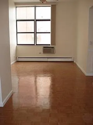 Rented by Akam Sales and Brokerage | media 19