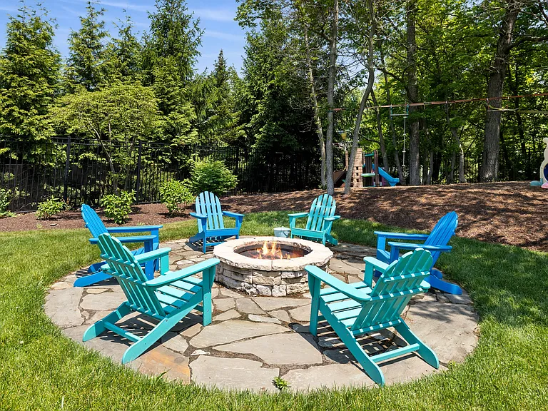 51105 Main Dr — Photo 38