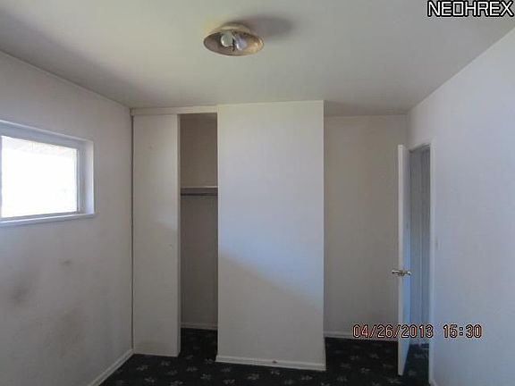 5th image of 1688 Gaylord Dr