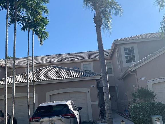2nd image of 2032 Pompeii Ct #0