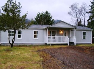 26 Ames Ln, Oakville, WA 98568