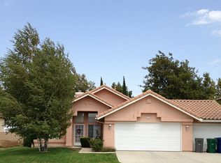 39802 Tesoro Ln, Palmdale, CA 93551