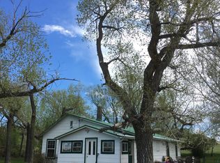 1 Doane Ln, Lander, WY 82520