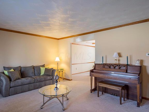 3rd image of 568 Brightstone Dr