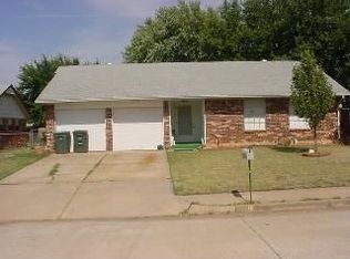 712 Howard Ct, Edmond, OK 73003