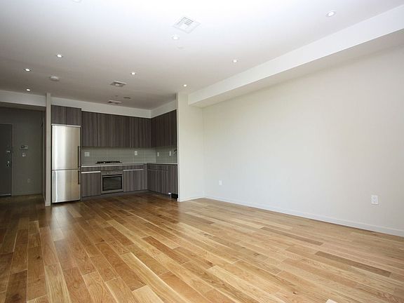 4th image of 29 Macdonough St APT 2G