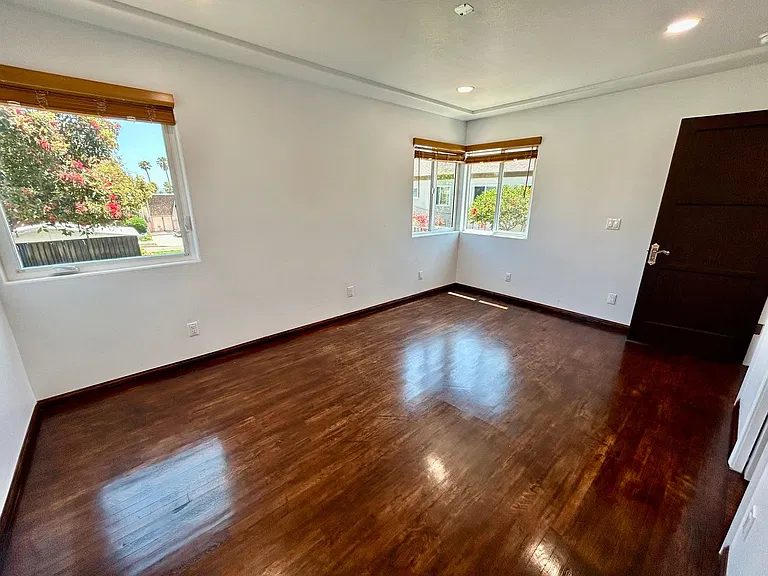 5051 Del Monte Ave — Photo 14