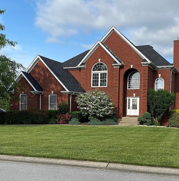 1st image of 370 Nevin Ln