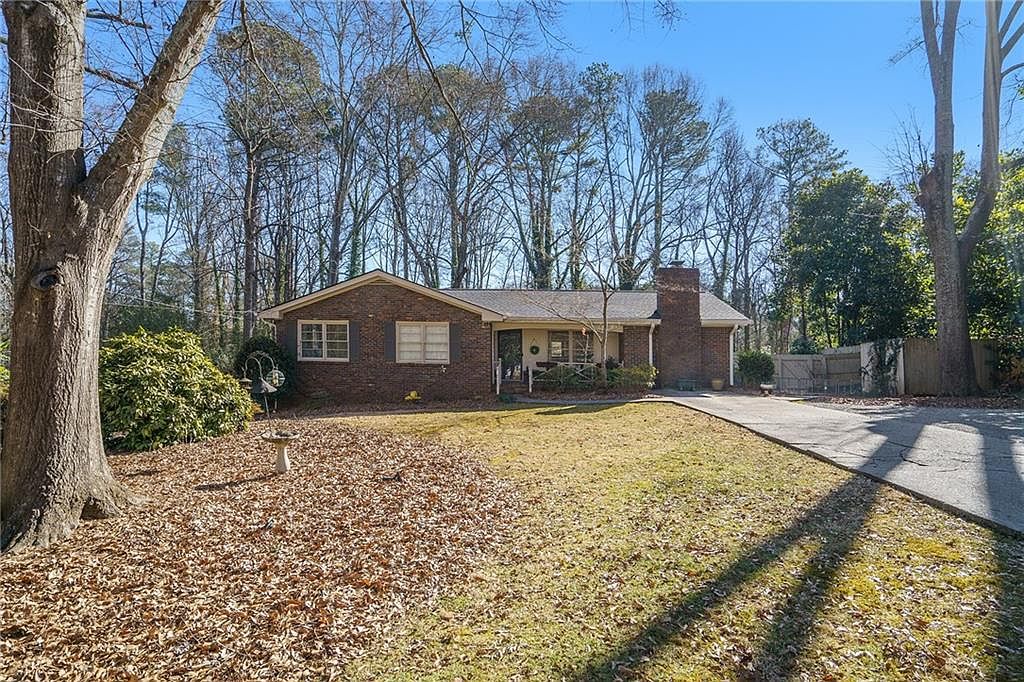 221 Pinetree Cir, Alpharetta, GA 30009 | Zillow