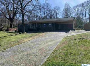 1325 Monte Vista Dr, Gadsden, AL 35904