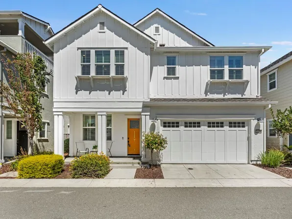8459 Peninsula Way, Newark, CA 94560