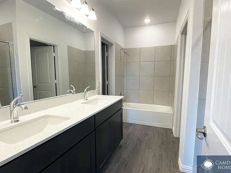 2541 Jax St — Photo 6