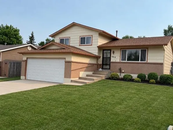 1810 Winnebago Rd, Colorado Springs, CO 80915