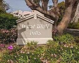 West Bluff Hills Community