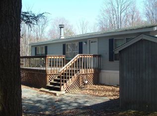 386 S Granite Dr, Greentown, PA 18426