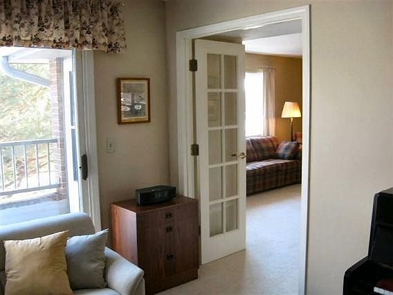 4th image of 6565 N Green Bay Ave Unit 212