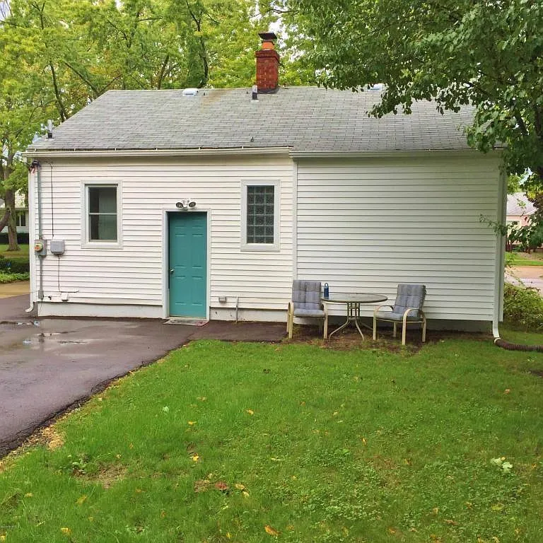 1218 Mohawk Lane — Photo 2