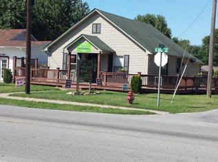 425 N Main St, Nixa, MO 65714