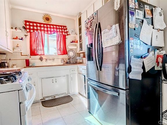 4th image of 10539 Gridley Rd