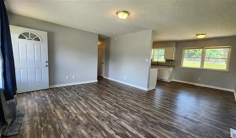 505 Kent Dr — Photo 14