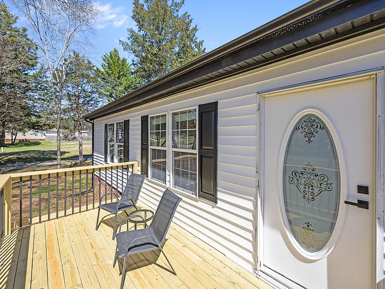 3057 Fountainview Ave — Photo 4