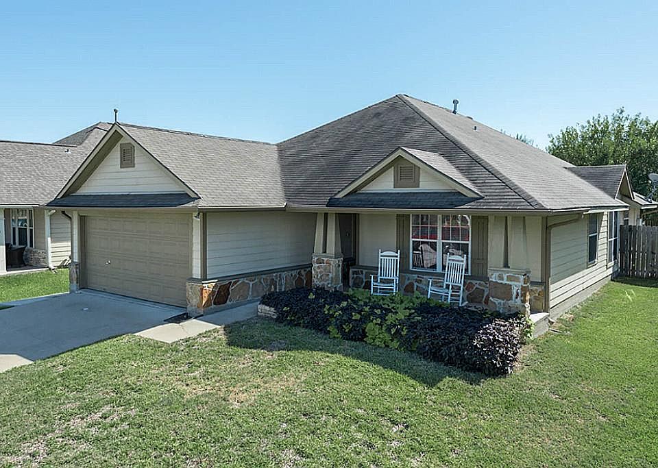 1st image of 2711 Barronwood Dr