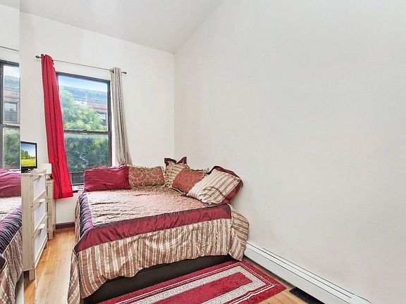 2nd image of 107 W 120th St APT 3C